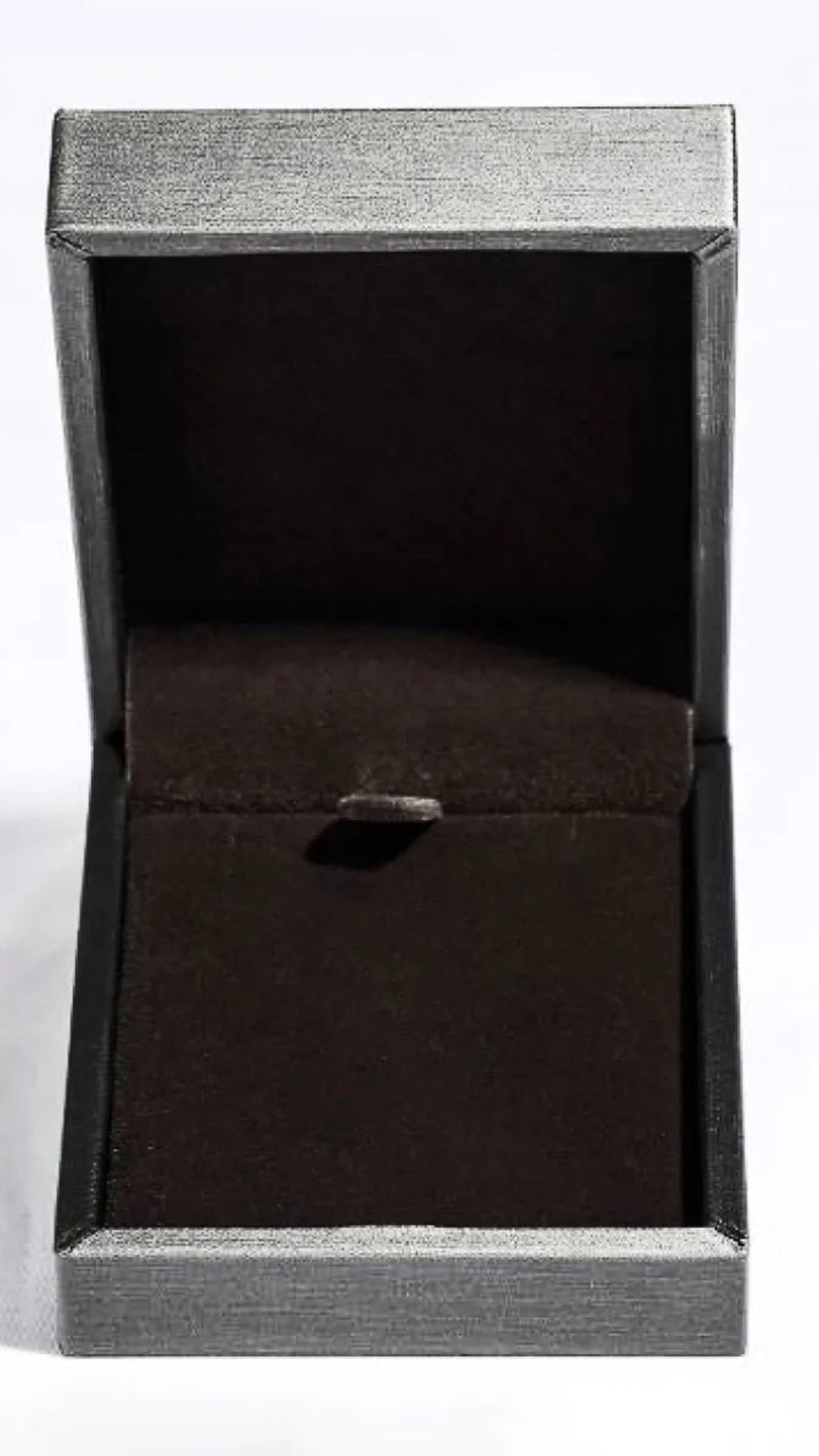 925 Sterling Silver Moissanite Leaf Clover Necklace - Body Central