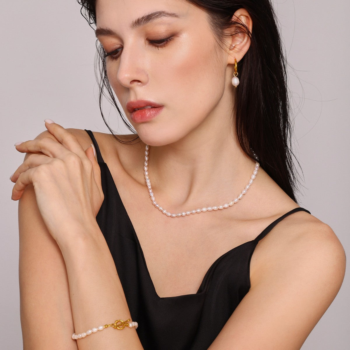 Pearl Necklace, Bracelet, Earrings 4-Piece Jewelry Set