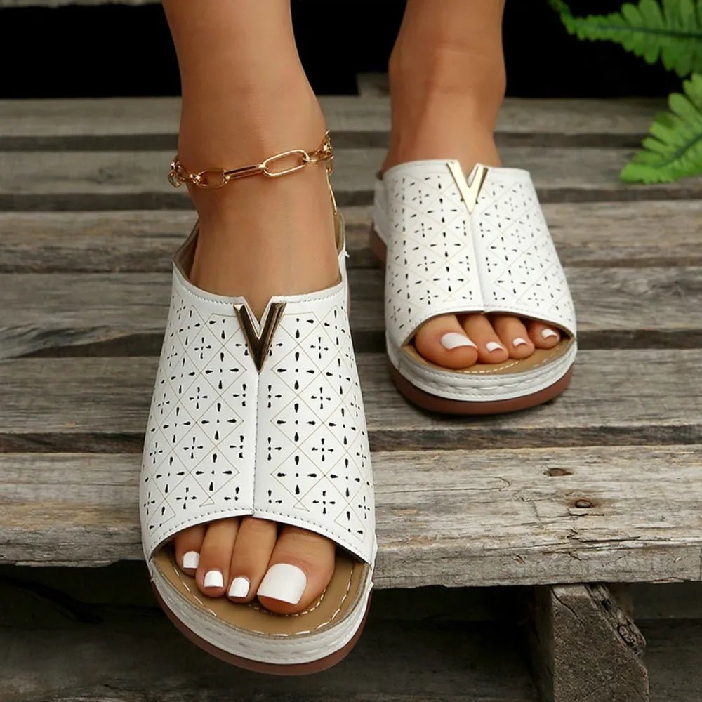 Women's Summer Open Toe Flat Sandals - Body Central