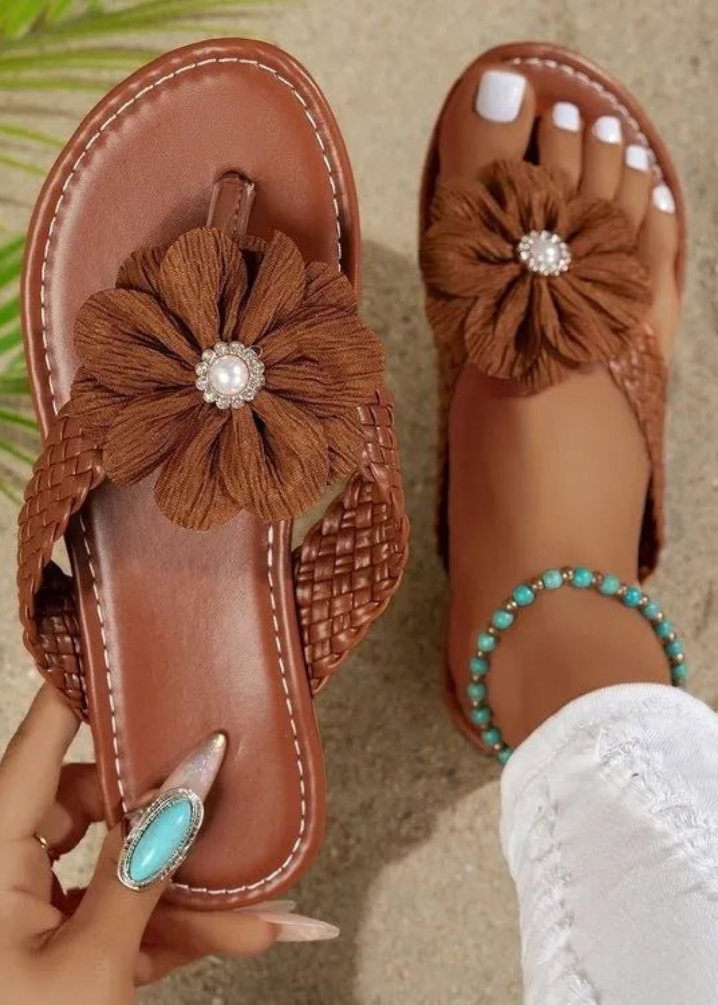 Toe Post Flats Sandals - Body Central