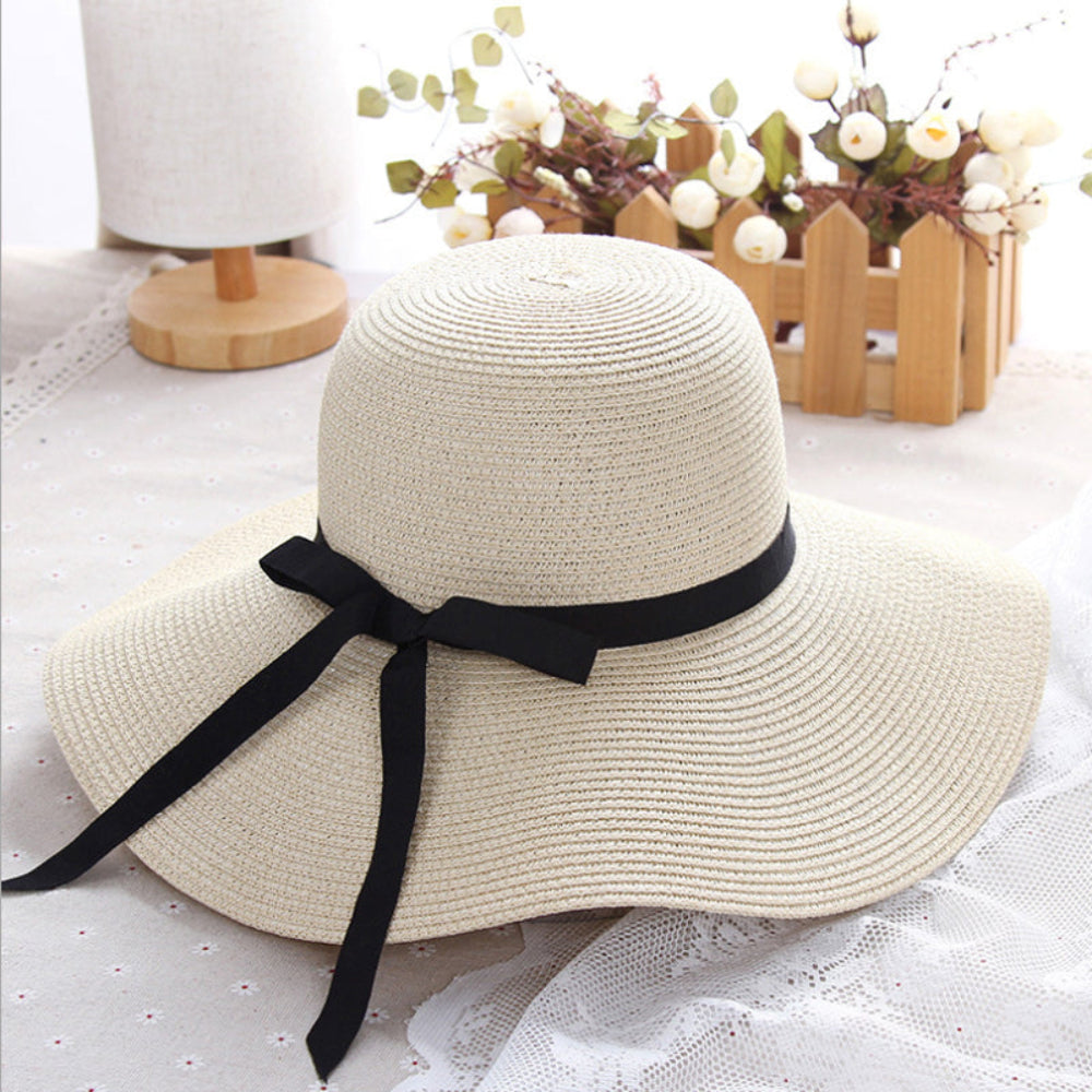 Foldable Wide Brim Floppy Straw Sun Hat | Body Central