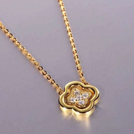 925 Sterling Silver Moissanite Leaf Clover Necklace - Body Central