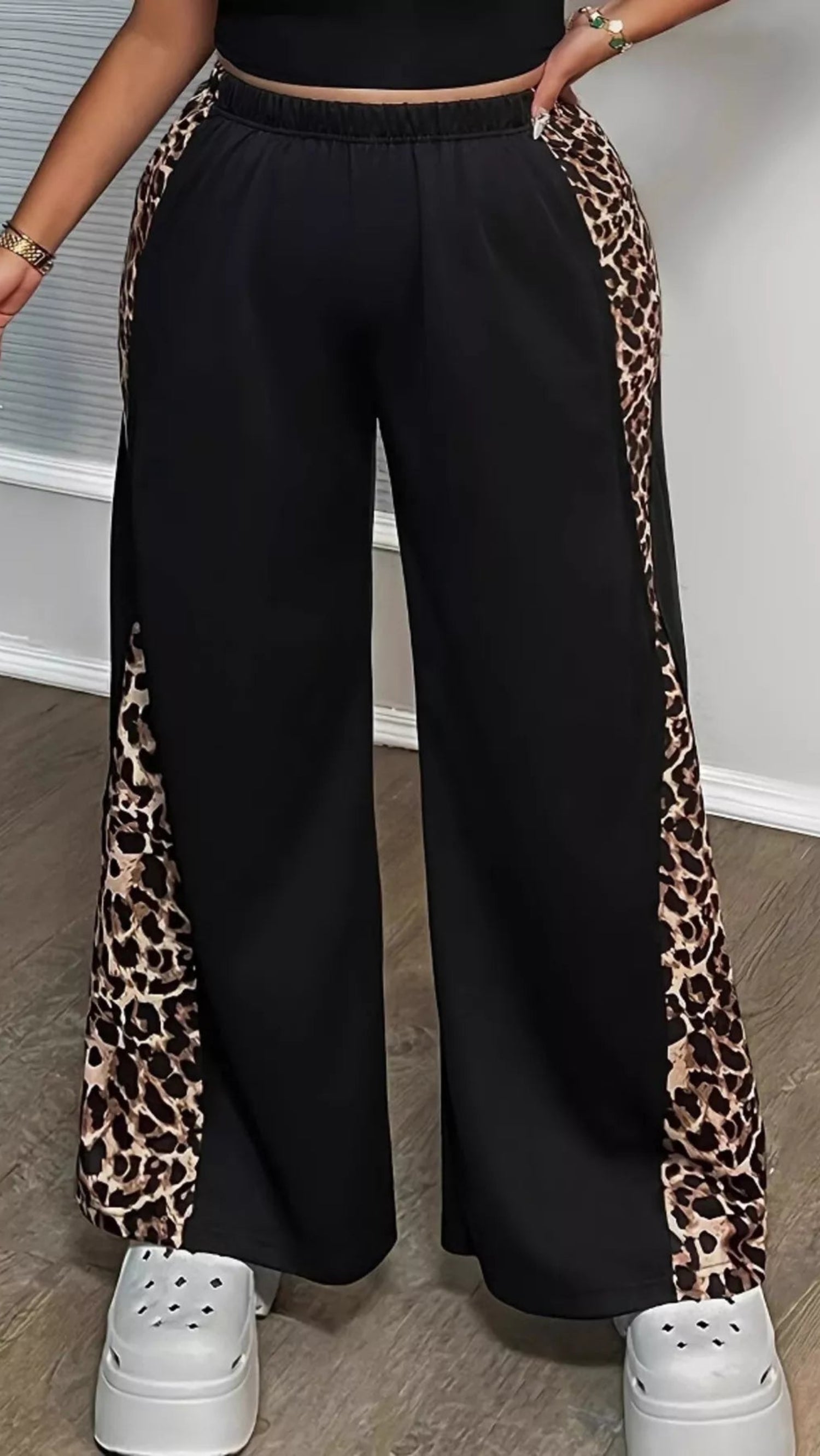 Leopard Print Wide Leg Pants | Body Central