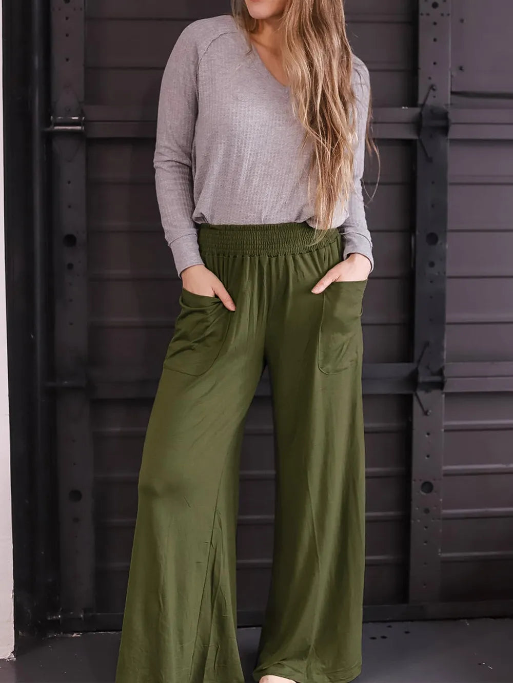 Pocketed Elastic Waist Wide Leg Pants | Body Central