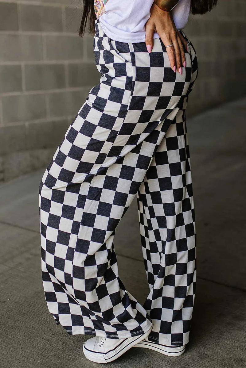 Checkered Wide Leg Pants - Body Central