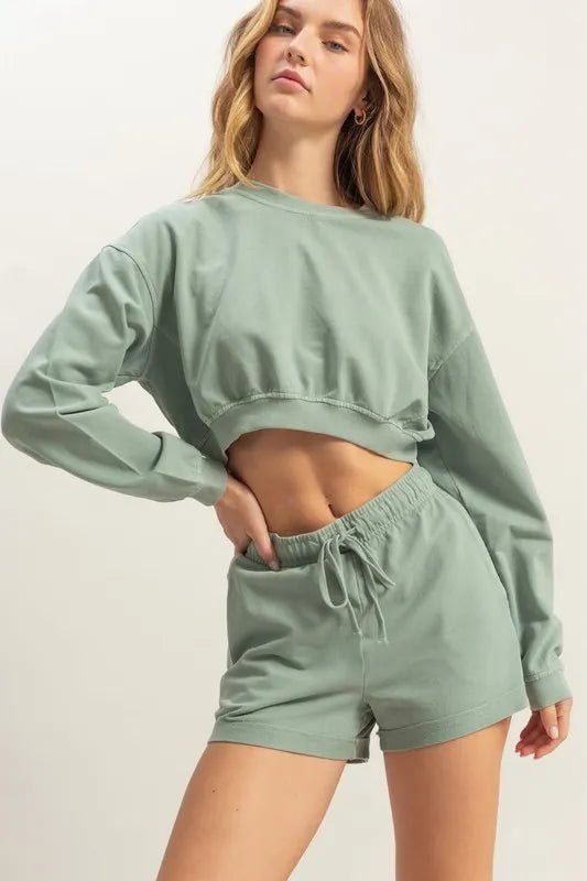 Crew Neck Long Sleeve Crop Sweatshirt - Body Central