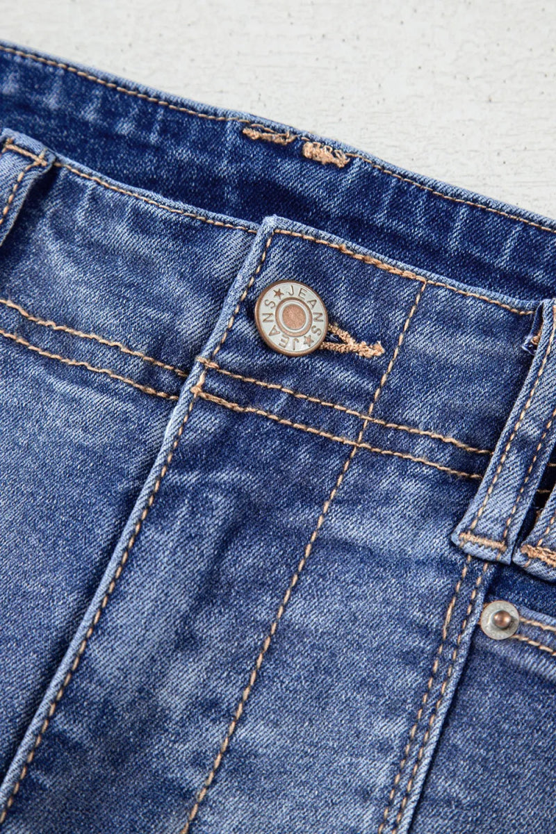 High - Waisted Wide - Leg Vintage Wash Jeans - Body Central