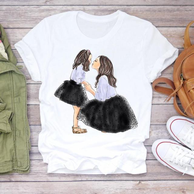 Cartoon Super Mom T-shirt - Body Central