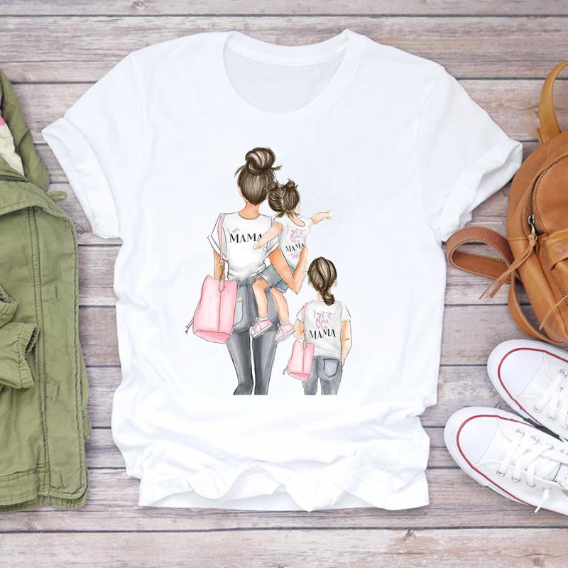 Cartoon Super Mom T-shirt - Body Central